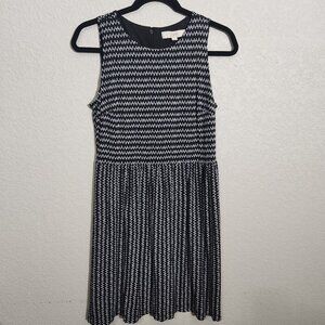 Ann Taylor Loft Sleeveless Black & White Patterned Dress Size M